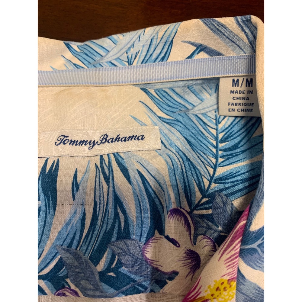 Tommy‎ Bahama  Medium 100% Silk Tropical Hibiscus Floral Camp Shirt Blue Purple - Picture 4 of 8
